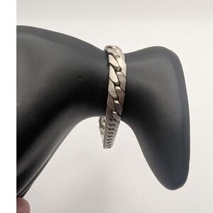 Mens Chunky Brushed Silver Tone Cuban Link Chain Bracelet Clasp Closure